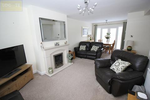 3 bedroom semi-detached house for sale, Arundel Avenue, Flixton