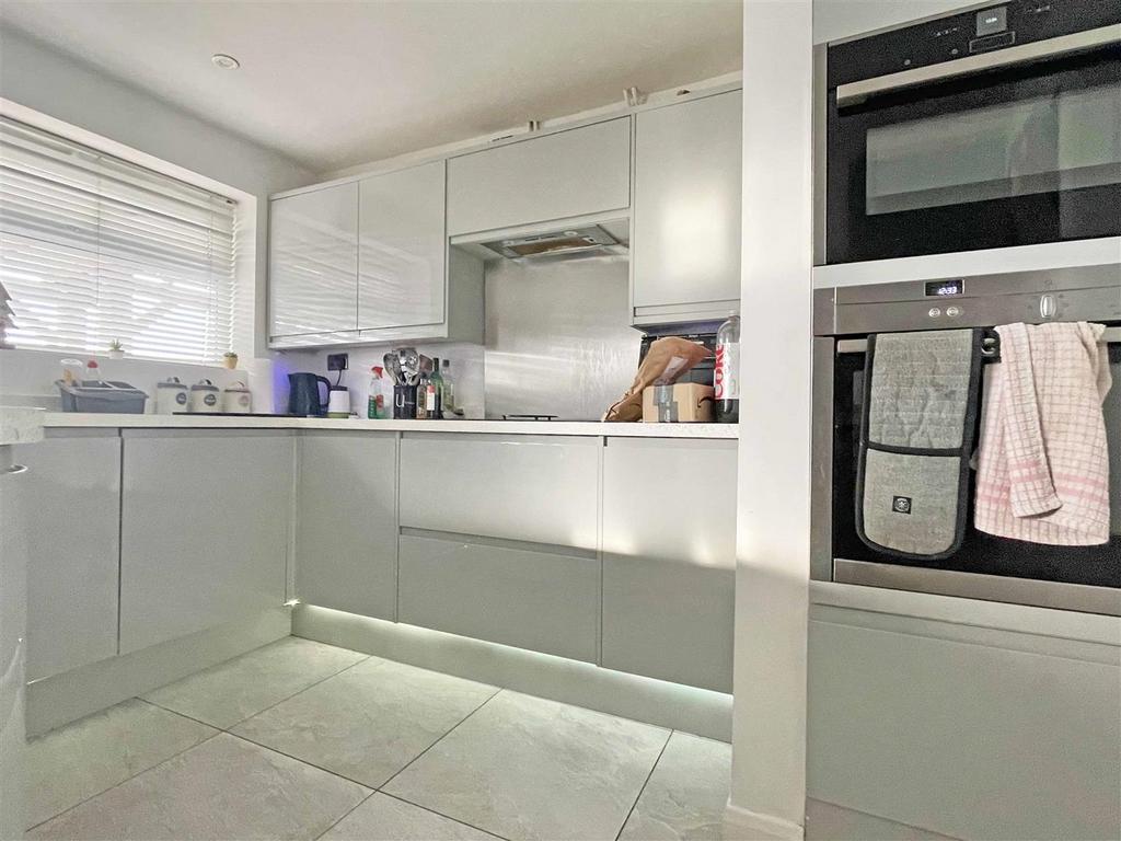 K3.jpg