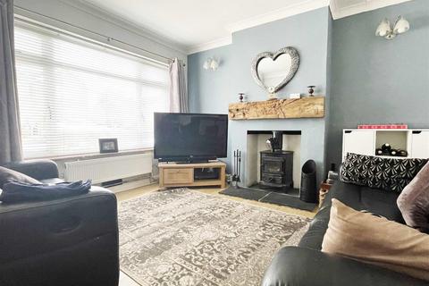 4 bedroom semi-detached house for sale, Bodmin Road, Old Springfield, Chelmsford