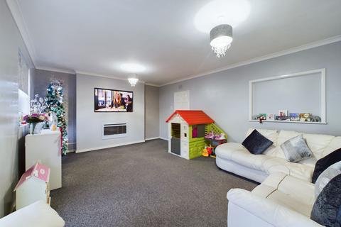 35 Grover Walk, Corringham, Stanford-le-hope, SS17 7LP