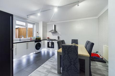 35 Grover Walk, Corringham, Stanford-le-hope, SS17 7LP