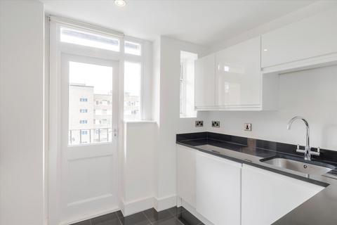 3 bedroom flat for sale, Sussex Gardens, London, W2