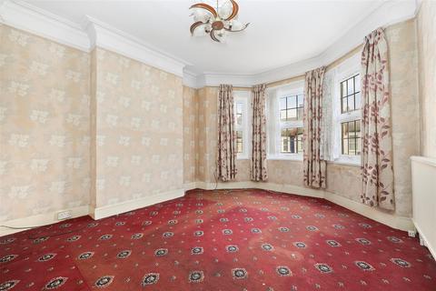 2 bedroom flat for sale, Ambleside Road, London NW10