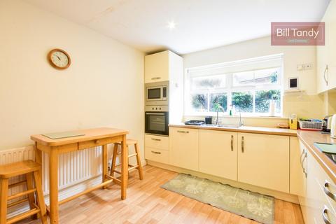 23 Lawrence Way, Lichfield, WS13 6RD