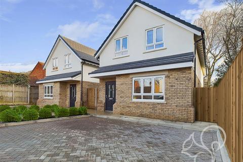 4 bedroom detached house for sale, Leywood Close, Braintree