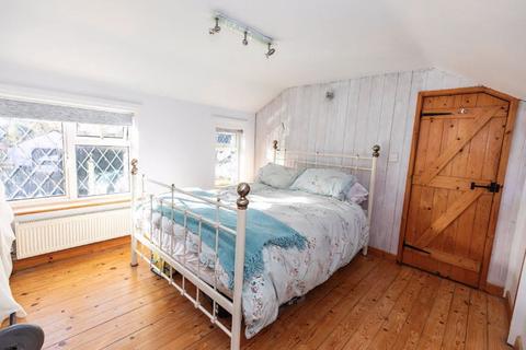 2 bedroom cottage for sale, Malvern Road, Bournemouth, Dorset