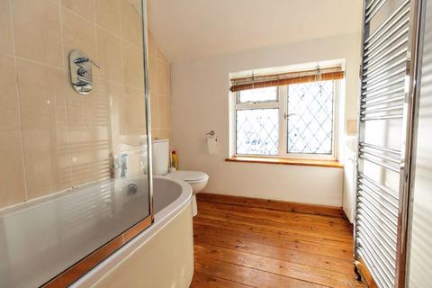 2 bedroom cottage for sale, Malvern Road, Bournemouth, Dorset