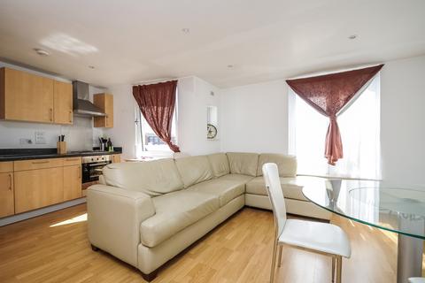 1 bedroom apartment to rent, Cowleaze Road, KT2