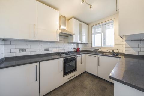 4 bedroom apartment to rent, Crawford Estate, London SE5