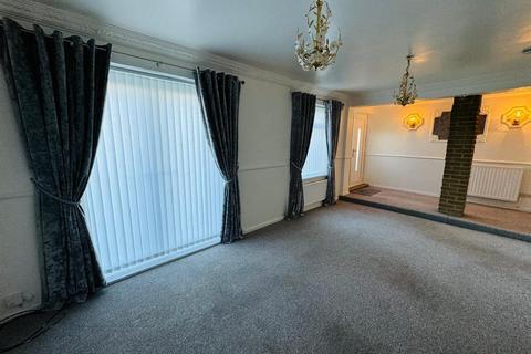 2 bedroom house for sale, Woodland View, Houghton Le Spring DH4