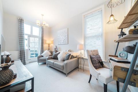 3 bedroom flat for sale, South Drive, Harrogate, HG2