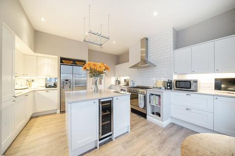 3 bedroom flat for sale, South Drive, Harrogate, HG2