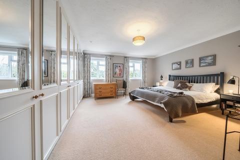 5 bedroom detached house for sale, Britwell Road, Burnham, Buckinghamshire, SL1