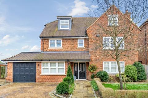 5 bedroom detached house for sale, Dorneywood Close, Burnham, SL1