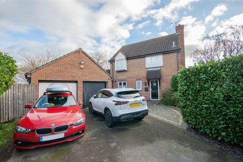 4 bedroom detached house for sale, Palmers Croft, Chelmer Village, Chelmsford