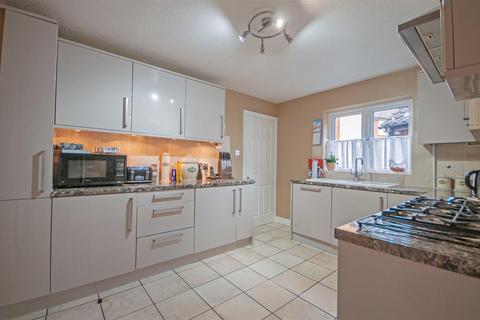 27 Palmers Croft, Chelmsford, CM2 6SR