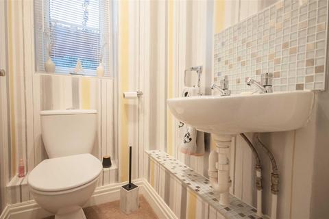 27 Palmers Croft, Chelmsford, CM2 6SR