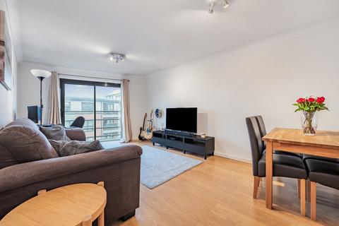 2 bedroom apartment for sale, Jubilee Square, Reading, Berkshire