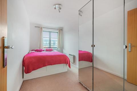 2 bedroom apartment for sale, Jubilee Square, Reading, Berkshire