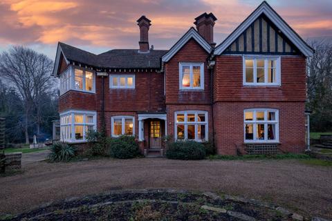 5 bedroom detached house for sale, Ashurst Road, Tunbridge Wells