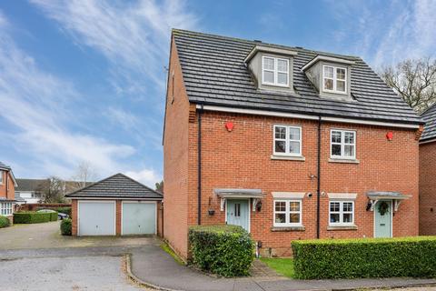 3 bedroom semi-detached house for sale, Four Oaks, Chesham