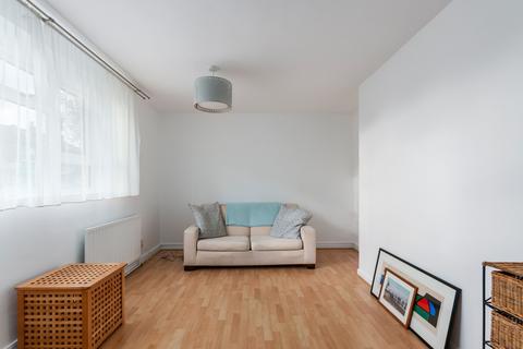 2 bedroom flat for sale, SW17