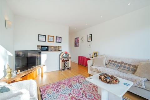 3 bedroom flat for sale, Westbere Road, Cricklewood, NW2