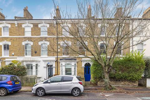 2 bedroom flat for sale, Ferndale Road, London SW4