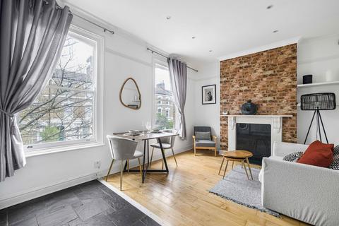 2 bedroom flat for sale, Ferndale Road, London SW4