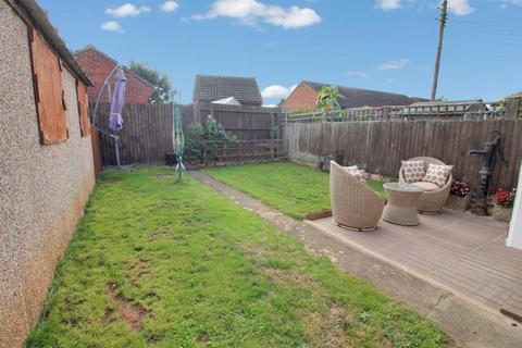 3 bedroom semi-detached house for sale, Johnstone Road, Newent