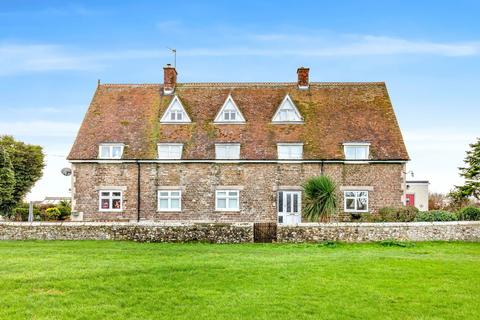 2 bedroom end of terrace house for sale, Rye Harbour Road, Rye TN31