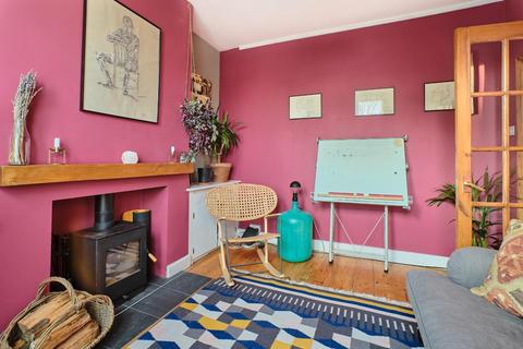 16 Narroways Road, Bristol, BS2 9XB