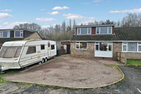 3 bedroom semi-detached house for sale, Knights Crescent, Newent