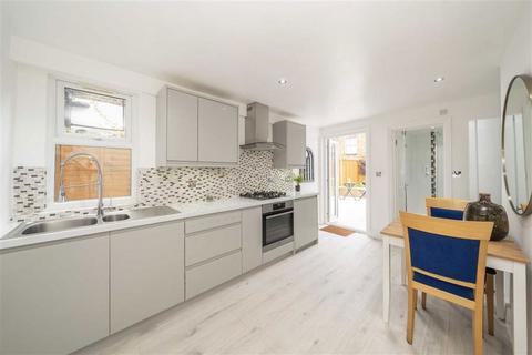 1 bedroom flat for sale, Tasman Road, London SW9