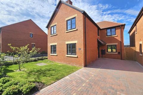 4 bedroom detached house for sale, Chapel End, Over Old Road, Hartpury