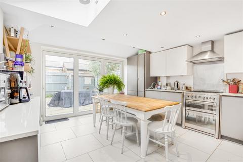 3 bedroom terraced house for sale, Kings Road, East Sheen, SW14