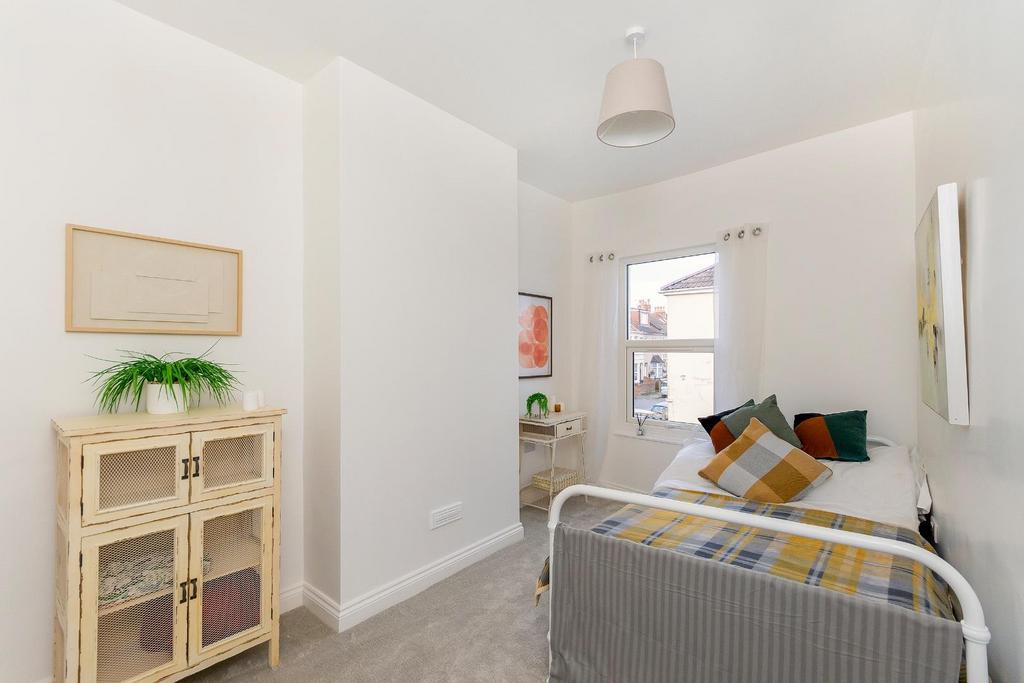 6 B5 RSG - Bedroom C.jpg