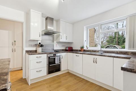 17 Coat Wicks, Seer Green, Beaconsfield, HP9 2YR