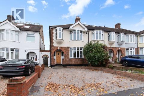 3 bedroom end of terrace house for sale, Vale Road, Worcester Park, KT4