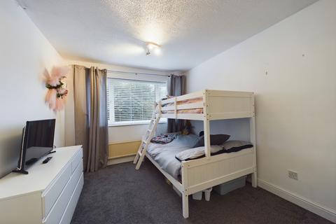 82 Fairfields, Thetford, IP24 1LB