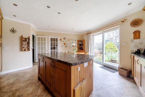 3 bedroom detached house for sale, 'Shene Lodge' 3 Dell Close, Haslemere, Surrey GU27 1ES