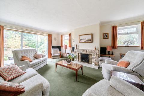 3 Dell Close, Haslemere, GU27 1ES