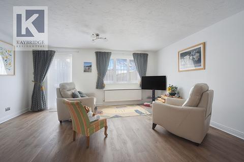 3 bedroom terraced house for sale, Donald Woods Gardens, Surbiton, KT5