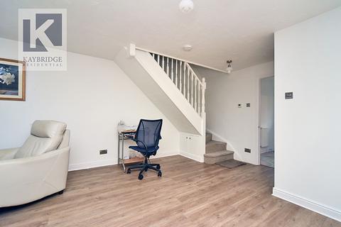 3 bedroom terraced house for sale, Donald Woods Gardens, Surbiton, KT5