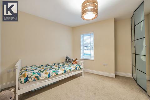 2 Lindsay Road, Worcester Park, KT4 8LE