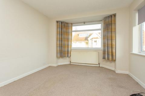 2 bedroom flat for sale, West Cliff Road, Broadstairs, CT10