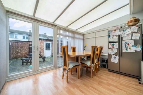 4 bedroom terraced house for sale, Chatham Grove, Chatham ME4