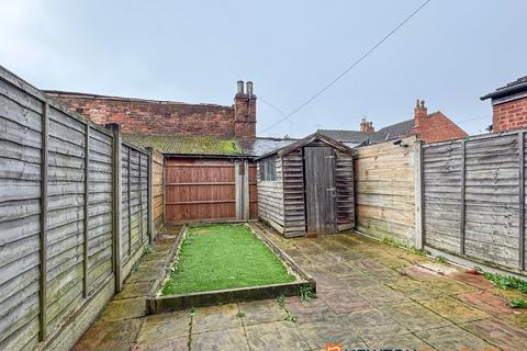 2 bedroom terraced house for sale, Lincoln Street, Newark NG24