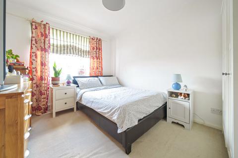 3 bedroom detached house for sale, Somertons Close, Guildford, Surrey, GU2