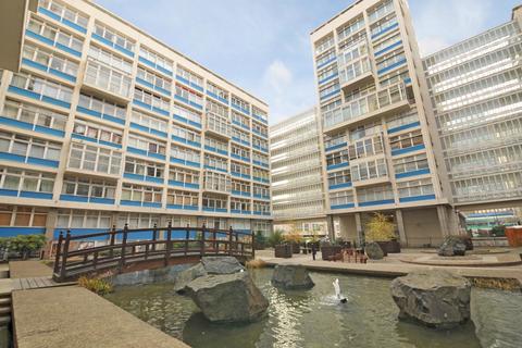 1 bedroom flat to rent, Newington Causeway Elephant & Castle SE1